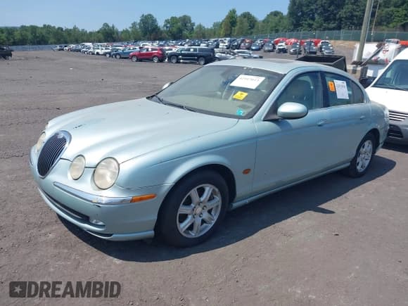 ✅ 2003 Jaguar S-Type • VIN: SAJEA01T93FM89223 • Лот: 42913013. Опубликован ранее на IAAI с пробегом 45 445 миль. Бесплатный доступ к архиву аукционных продаж из США и подробный отчёт об истории автомобиля на DreamBid. Изображение 2.