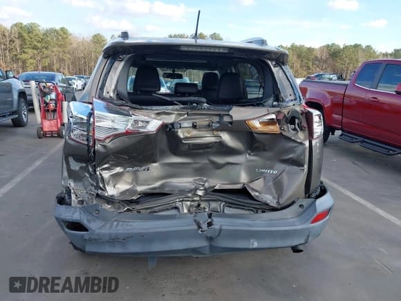 ✅ 2014 Toyota RAV4 Limited • VIN: 2T3YFREV7EW080099 • Lot: 43788623. Listed on IAAI with 183,159 mi. Free auction sales archive from the USA and detailed vehicle history report at DreamBid. Image 6.