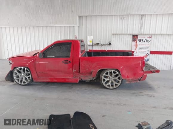 ✅ 2005 Chevrolet Colorado LS Z85 • VIN: 1GCCS146058256126 • Lot: 42363426. Listed on IAAI with 258,401 mi. Free auction sales archive from the USA and detailed vehicle history report at DreamBid. Image 15.