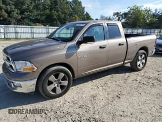 2009 Dodge 1500 SLT с VIN 1D3HB18P69S731464, выставлен на аукционе Copart как лот 81464705 с пробегом 174 587 миль миль и Чистый • Clean title. История ставок и продаж доступна на DreamBid. Изображение 1.