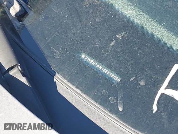 ✅ 2014 Volkswagen CC Sport • VIN: WVWBN7AN1EE518559 • Lot: 41208853. Wystawiony na IAAI z przebiegiem 154 957 mil. Bezpłatny archiwum sprzedaży aukcyjnych z USA i szczegółowy raport historii pojazdu na DreamBid. Zdjęcie 9.