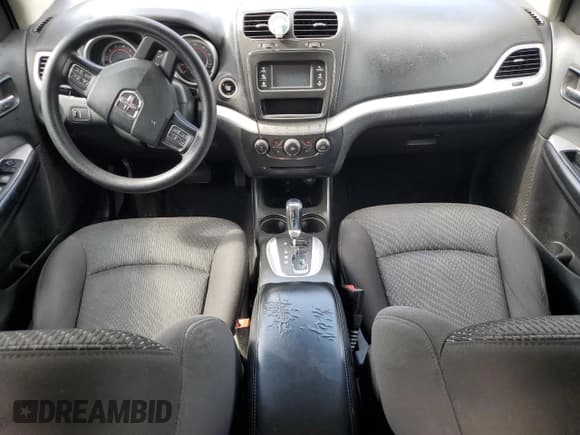 ✅ 2017 Dodge Journey SXT • VIN: 3C4PDCBG8HT590980 • Lot: 54672525. Wystawiony na Copart z przebiegiem Nie podano. Bezpłatny archiwum sprzedaży aukcyjnych z USA i szczegółowy raport historii pojazdu na DreamBid. Zdjęcie 8.