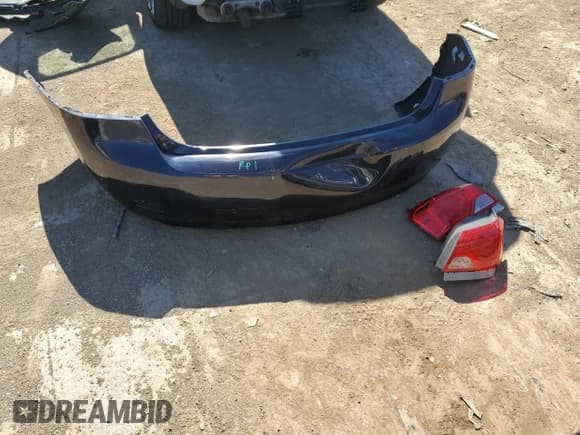 ✅ 2015 Chevrolet Impala LS • VIN: 2G11Z5SL1F9223010 • Лот: 56824954. Опубликован ранее на Copart с пробегом 127 596 миль. Бесплатный доступ к архиву аукционных продаж из США и подробный отчёт об истории автомобиля на DreamBid. Изображение 12.