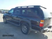 ✅ 2003 Chevrolet Suburban Z71 • VIN: 3GNFK16Z73G327275 • Lot: 42271570. Wystawiony na IAAI z przebiegiem 290 385 mil. Bezpłatny archiwum sprzedaży aukcyjnych z USA i szczegółowy raport historii pojazdu na DreamBid. Zdjęcie 3.