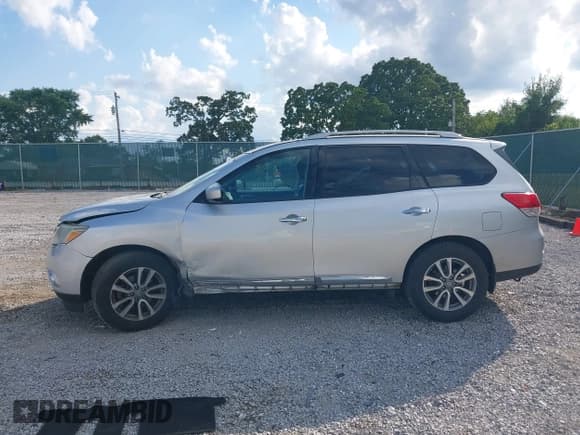 ✅ 2014 Nissan Pathfinder Platinum • VIN: 5N1AR2MM7EC615391 • Лот: 42925889. Опубликован ранее на IAAI с пробегом 218 354 миль. Бесплатный доступ к архиву аукционных продаж из США и подробный отчёт об истории автомобиля на DreamBid. Изображение 14.