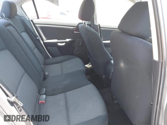 ✅ 2008 Mazda 3 i Touring • VIN: JM1BK12F081832051 • Lot: 42354282. Wystawiony na IAAI z przebiegiem 206 799 mil. Bezpłatny archiwum sprzedaży aukcyjnych z USA i szczegółowy raport historii pojazdu na DreamBid. Zdjęcie 8.