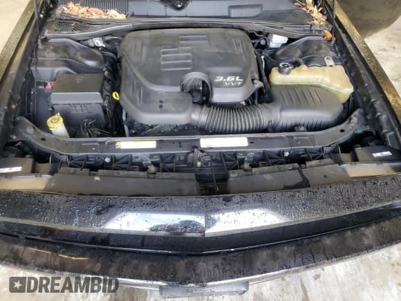 ✅ 2012 Dodge Challenger SXT • VIN: 2C3CDYAG4CH204297 • Lot: 84712494. Wystawiony na Copart z przebiegiem 180 580 mil. Bezpłatny archiwum sprzedaży aukcyjnych z USA i szczegółowy raport historii pojazdu na DreamBid. Zdjęcie 11.