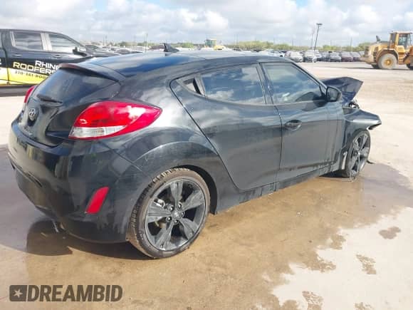 2017 Hyundai Veloster z VIN KMHTC6AD3HU321457, wystawiony jako IAAI lot #43382446 z przebiegiem Nie podano mil oraz . Historia ofert i sprzedaży dostępna na DreamBid. Obrazek 4.