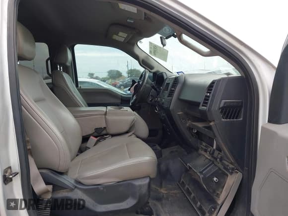 ✅ 2017 Ford F-150 XL • VIN: 1FTEW1EF6HKD61093 • Lot: 42826956. Listed on IAAI with 162,541 mi. Free auction sales archive from the USA and detailed vehicle history report at DreamBid. Image 5.