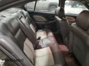 ✅ 2005 Pontiac Bonneville GXP • VIN: 1G2HZ54Y35U122507 • Lot: 87208494. Wystawiony na Copart z przebiegiem 139 196 mil. Bezpłatny archiwum sprzedaży aukcyjnych z USA i szczegółowy raport historii pojazdu na DreamBid. Zdjęcie 10.