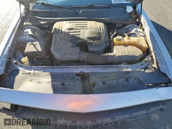 ✅ 2016 Dodge Challenger SXT • VIN: 2C3CDZAG8GH200863 • Lot: 82662975. Listed on Copart with 166,572 mi. Free auction sales archive from the USA and detailed vehicle history report at DreamBid. Image 11.