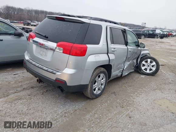 ✅ 2014 GMC Terrain SLT • VIN: 2GKFLXE34E6127690 • Lot: 41560702. Wystawiony na IAAI z przebiegiem 161 866 mil. Bezpłatny archiwum sprzedaży aukcyjnych z USA i szczegółowy raport historii pojazdu na DreamBid. Zdjęcie 4.