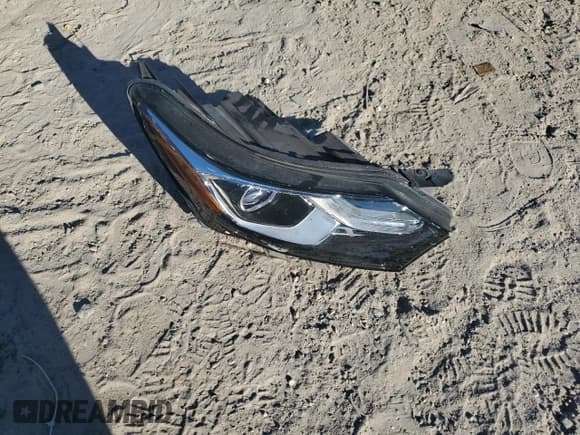 ✅ 2019 Chevrolet Equinox Premier • VIN: 3GNAXNEV1KL270949 • Лот: 86524765. Опубликован ранее на Copart с пробегом Не указан. Бесплатный доступ к архиву аукционных продаж из США и подробный отчёт об истории автомобиля на DreamBid. Изображение 13.