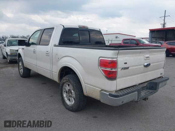 ✅ 2010 Ford F-150 XL • VIN: 1FTFW1CV8AFC45424 • Лот: 43770306. Опубликован ранее на IAAI с пробегом 257 737 миль. Бесплатный доступ к архиву аукционных продаж из США и подробный отчёт об истории автомобиля на DreamBid. Изображение 3.