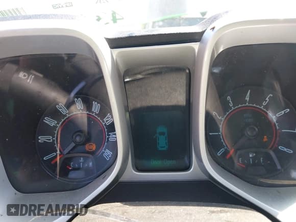 ✅ 2010 Chevrolet Camaro 1LT • VIN: 2G1FB1EV0A9206062 • Lot: 43148096. Listed on IAAI with 204,807 mi. Free auction sales archive from the USA and detailed vehicle history report at DreamBid. Image 7.