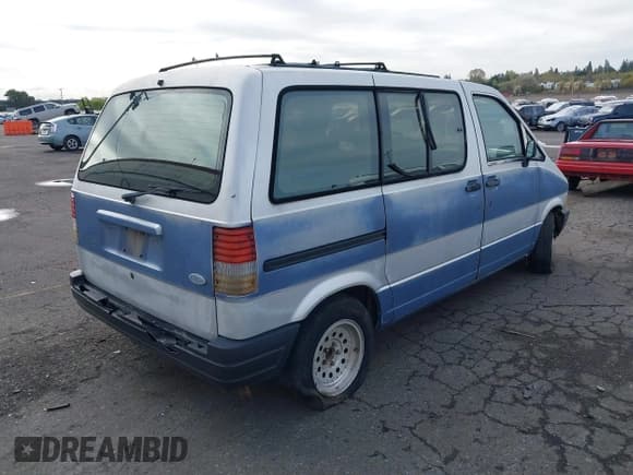 ✅ 1988 Ford Aerostar • VIN: 1FMCA11U9JZA77993 • Lot: 42003571. Listed on IAAI with 51,950 mi. Free auction sales archive from the USA and detailed vehicle history report at DreamBid. Image 4.