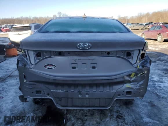 2013 Hyundai Azera с VIN KMHFG4JGXDA221562, выставлен на аукционе Copart как лот 42299065 с пробегом 63 968 миль миль и Списание • Salvage title. История ставок и продаж доступна на DreamBid. Изображение 6.