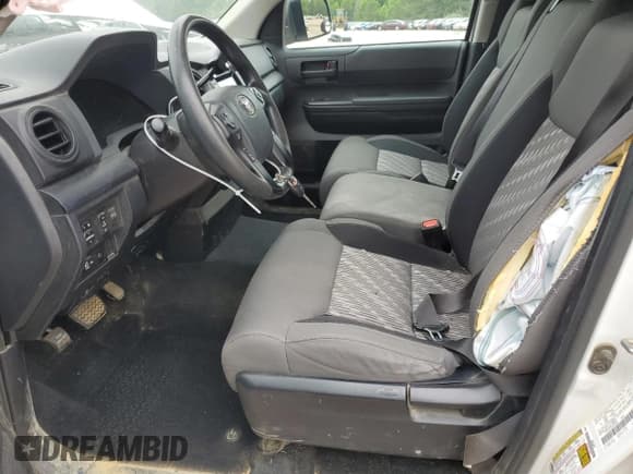✅ 2018 Toyota Tundra SR • VIN: 5TFUM5F10JX079102 • Lot: 56031595. Wystawiony na Copart z przebiegiem 187 157 mil. Bezpłatny archiwum sprzedaży aukcyjnych z USA i szczegółowy raport historii pojazdu na DreamBid. Zdjęcie 7.