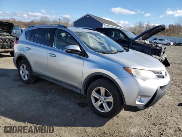 ✅ 2013 Toyota RAV4 XLE • VIN: 2T3RFREV2DW006818 • Lot: 92790415. Listed on Copart with 96,920 mi. Free auction sales archive from the USA and detailed vehicle history report at DreamBid. Image 4.