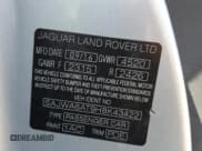 ✅ 2017 Jaguar F-Type Premium • VIN: SAJWA6AT9H8K43422 • Лот: 59811725. Опубликован ранее на Copart с пробегом Не указан. Бесплатный доступ к архиву аукционных продаж из США и подробный отчёт об истории автомобиля на DreamBid. Изображение 13.