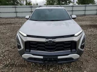 ✅ 2025 Chevrolet Equinox AWD ACTIV • VIN: 3GNAXSEG6SL143422 • Lot: 61568755. Wystawiony na Copart z przebiegiem 17 758 mil. Bezpłatny archiwum sprzedaży aukcyjnych z USA i szczegółowy raport historii pojazdu na DreamBid. Zdjęcie 5.
