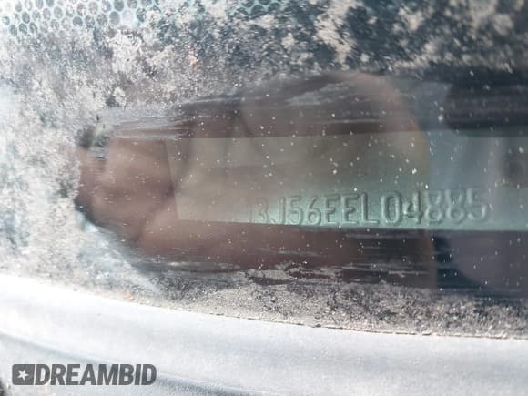 ✅ 2014 Lincoln Navigator • VIN: 5LMJJ3J56EEL04885 • Lot: 42051762. Listed on IAAI with 162,851 mi. Free auction sales archive from the USA and detailed vehicle history report at DreamBid. Image 17.