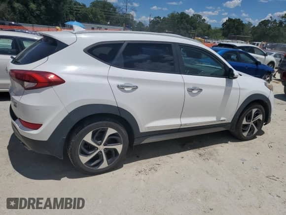 2017 Hyundai Tucson Night Edition with VIN KM8J3CA27HU328559, listed as a Copart auction lot 60818115 with 85,222 mi miles and Salvage title. Bid and sale history available at DreamBid. Image 3.