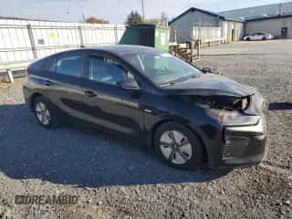 2017 Hyundai Ioniq Blue с VIN KMHC65LC7HU023743, выставлен на аукционе Copart как лот 78131464 с пробегом 129 787 миль миль и Списание • Salvage title. История ставок и продаж доступна на DreamBid. Изображение 4.