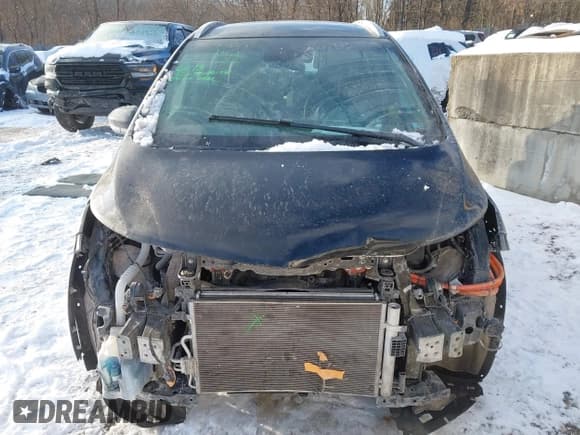 ✅ 2019 Chevrolet Bolt EV Premier • VIN: 1G1FZ6S04K4102714 • Lot: 41326524. Wystawiony na IAAI z przebiegiem 74 428 mil. Bezpłatny archiwum sprzedaży aukcyjnych z USA i szczegółowy raport historii pojazdu na DreamBid. Zdjęcie 13.