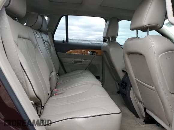 ✅ 2011 Lincoln MKX • VIN: 2LMDJ8JK1BBJ25894 • Lot: 87417755. Wystawiony na Copart z przebiegiem 162 661 mil. Bezpłatny archiwum sprzedaży aukcyjnych z USA i szczegółowy raport historii pojazdu na DreamBid. Zdjęcie 11.