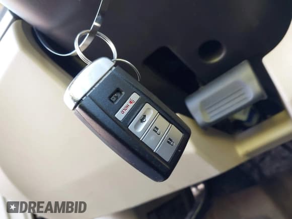 ✅ 2017 Acura RDX • VIN: 5J8TB4H31HL019911 • Lot: 43686941. Listed on IAAI with 98,527 mi. Free auction sales archive from the USA and detailed vehicle history report at DreamBid. Image 11.