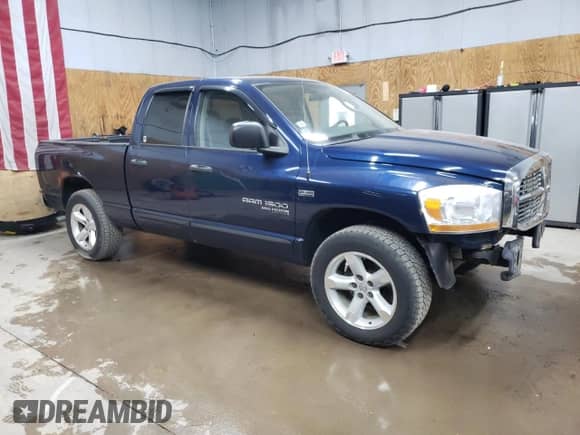 2006 Dodge 1500 Laramie z VIN 1D7HU18296S552196, wystawiony jako Copart lot #56712305 z przebiegiem 134 162 mil mil oraz Szkoda całkowita • Salvage title. Historia ofert i sprzedaży dostępna na DreamBid. Obrazek 4.