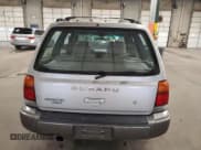 ✅ 2000 Subaru Forester S • VIN: JF1SF6558YH706196 • Lot: 55601125. Listed on Copart with 122,045 mi. Free auction sales archive from the USA and detailed vehicle history report at DreamBid. Image 6.