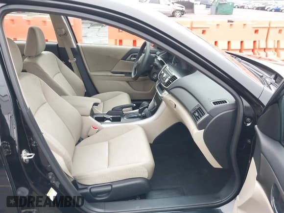 ✅ 2014 Honda Accord LX • VIN: 1HGCR2F33EA120068 • Lot: 43169730. Listed on IAAI with 97,285 mi. Free auction sales archive from the USA and detailed vehicle history report at DreamBid. Image 5.