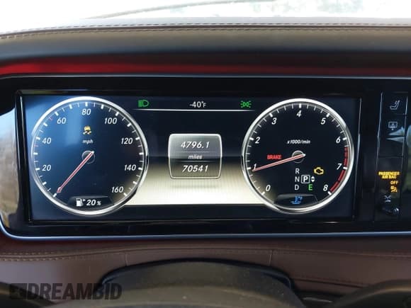 ✅ 2014 Mercedes-Benz S 550 • VIN: WDDUG8FB2EA065945 • Lot: 43710066. Listed on IAAI with 70,541 mi. Free auction sales archive from the USA and detailed vehicle history report at DreamBid. Image 7.