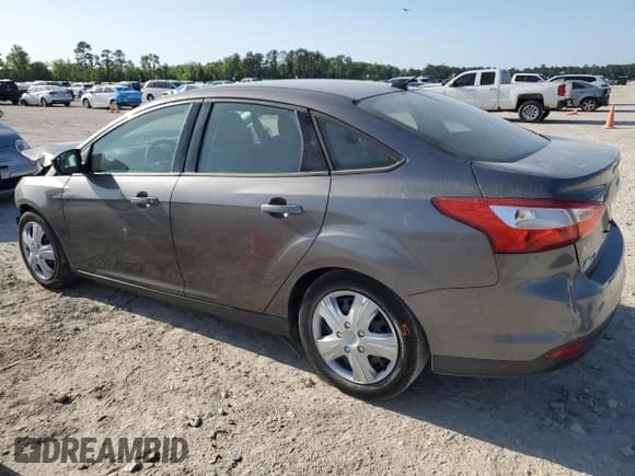 ✅ 2012 Ford Focus SE • VIN: 1FAHP3F25CL465925 • Lot: 52791905. Wystawiony na Copart z przebiegiem 123 474 mil. Bezpłatny archiwum sprzedaży aukcyjnych z USA i szczegółowy raport historii pojazdu na DreamBid. Zdjęcie 2.
