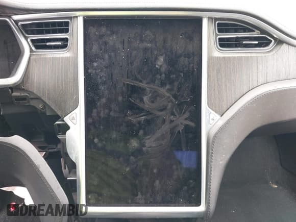 ✅ 2013 Tesla Model S Performance • VIN: 5YJSA1DP2DFP07997 • Lot: 42395832. Listed on IAAI with 200,179 mi. Free auction sales archive from the USA and detailed vehicle history report at DreamBid. Image 7.