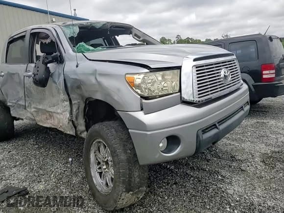 ✅ 2012 Toyota Tundra • VIN: 5TFDY5F19CX224418 • Lot: 58584835. Wystawiony na Copart z przebiegiem 134 433 mil. Bezpłatny archiwum sprzedaży aukcyjnych z USA i szczegółowy raport historii pojazdu na DreamBid. Zdjęcie 13.