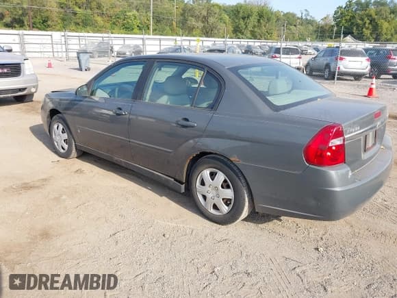 ✅ 2007 Chevrolet Malibu 1FL • VIN: 1G1ZS57F67F153278 • Lot: 43362921. Listed on IAAI with 105,023 mi. Free auction sales archive from the USA and detailed vehicle history report at DreamBid. Image 3.
