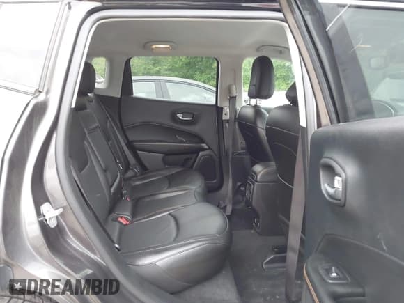 ✅ 2019 Jeep Compass Limited • VIN: 3C4NJCCB7KT777783 • Lot: 42172163. Listed on IAAI with 68,487 mi. Free auction sales archive from the USA and detailed vehicle history report at DreamBid. Image 8.