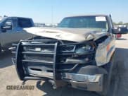 ✅ 2005 Chevrolet Silverado 2500HD LS • VIN: 1GCHK23215F924327 • Lot: 43340287. Wystawiony na IAAI z przebiegiem 320 775 mil. Bezpłatny archiwum sprzedaży aukcyjnych z USA i szczegółowy raport historii pojazdu na DreamBid. Zdjęcie 6.