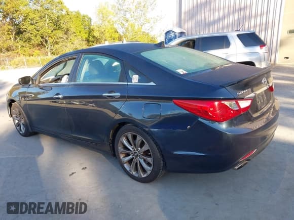 ✅ 2013 Hyundai Sonata Limited • VIN: 5NPEC4ACXDH579312 • Lot: 43390752. Listed on IAAI with 165,249 mi. Free auction sales archive from the USA and detailed vehicle history report at DreamBid. Image 3.