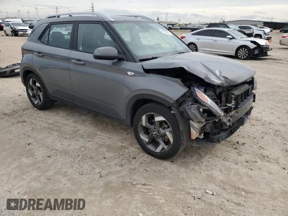 ✅ 2021 Hyundai Venue SEL • VIN: KMHRC8A34MU099521 • Lot: 89340975. Wystawiony na Copart z przebiegiem 77 439 mil. Bezpłatny archiwum sprzedaży aukcyjnych z USA i szczegółowy raport historii pojazdu na DreamBid. Zdjęcie 4.