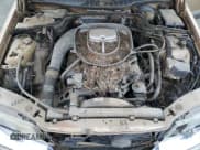 ✅ 1986 Mercedes-Benz 420 SEL • VIN: WDBCA35D8GA273147 • Lot: 86555544. Wystawiony na Copart z przebiegiem 111 782 mil. Bezpłatny archiwum sprzedaży aukcyjnych z USA i szczegółowy raport historii pojazdu na DreamBid. Zdjęcie 11.