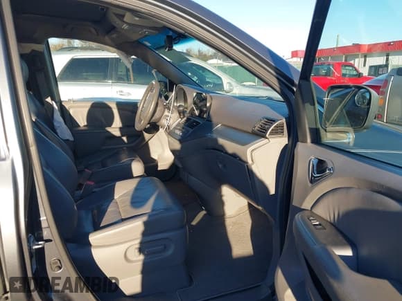 ✅ 2010 Honda Odyssey EX-L • VIN: 5FNRL3H62AB073575 • Lot: 43718213. Wystawiony na IAAI z przebiegiem 133 940 mil. Bezpłatny archiwum sprzedaży aukcyjnych z USA i szczegółowy raport historii pojazdu na DreamBid. Zdjęcie 5.