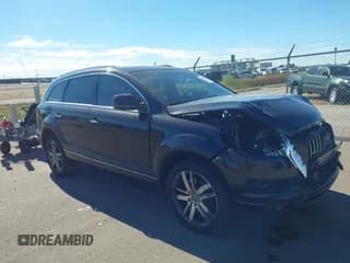 ✅ 2014 Audi Q7 Prestige • VIN: WA1VMAFE5ED007569 • Lot: 43446508. Listed on IAAI with 215,290 mi. Free auction sales archive from the USA and detailed vehicle history report at DreamBid. Image 1.