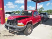 ✅ 2004 Dodge Dakota • VIN: 1D7HG12K74S727008 • Lot: 41690706. Wystawiony na IAAI z przebiegiem 72 924 mil. Bezpłatny archiwum sprzedaży aukcyjnych z USA i szczegółowy raport historii pojazdu na DreamBid. Zdjęcie 2.