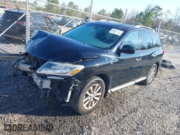 ✅ 2014 Nissan Pathfinder SV • VIN: 5N1AR2MN4EC704490 • Lot: 41453742. Listed on IAAI with 180,951 mi. Free auction sales archive from the USA and detailed vehicle history report at DreamBid. Image 2.