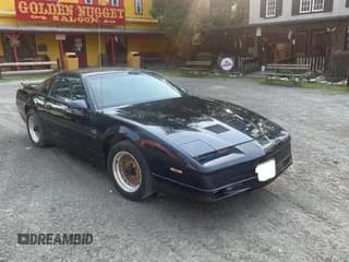 ✅ 1988 Pontiac Firebird • VIN: 1G2FW218XJL246566 • Lot: 67138365. Wystawiony na Copart z przebiegiem 181 893 mil. Bezpłatny archiwum sprzedaży aukcyjnych z USA i szczegółowy raport historii pojazdu na DreamBid. Zdjęcie 1.