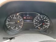 ✅ 2019 Nissan Pathfinder SV • VIN: 5N1DR2MN0KC641204 • Lot: 62415325. Wystawiony na Copart z przebiegiem 135 137 mil. Bezpłatny archiwum sprzedaży aukcyjnych z USA i szczegółowy raport historii pojazdu na DreamBid. Zdjęcie 9.